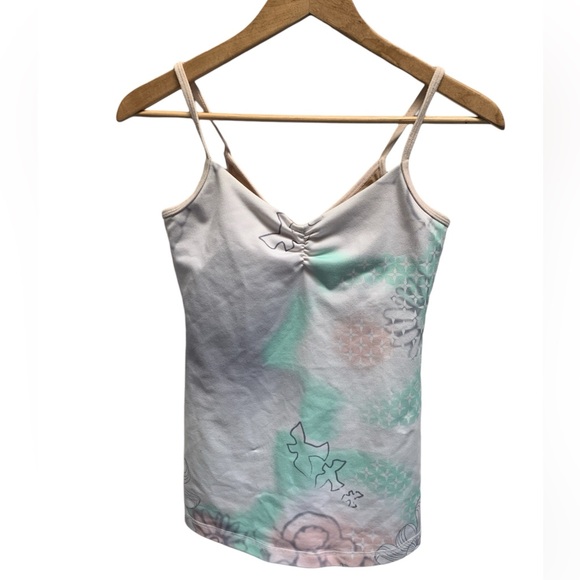 lululemon athletica Tops - Lululemon multi colour dove floral print tank top Sz 6
